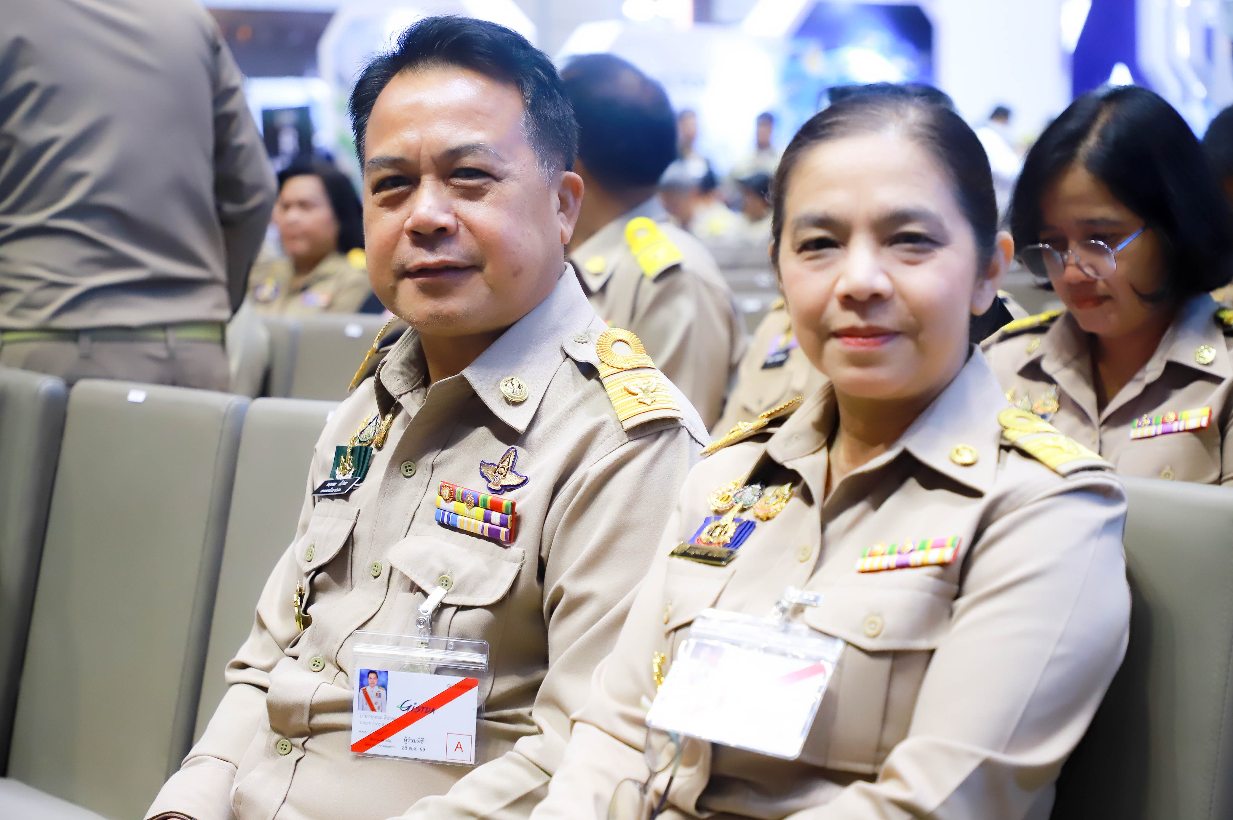 title - รองเลขาธิการ ส.ป.ก. ร่วมเฝ้าทูลละอองพระบาทรับเสด็จฯ และร่วมพิธีเปิดงาน มหกรรมด้านอวกาศแห่งชาติ